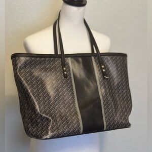 Sondra Robert’s Neverfull Size Tote Bag